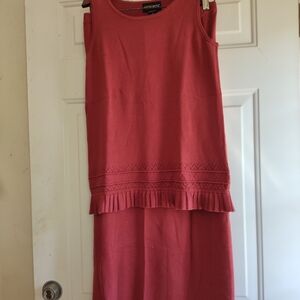 Women's Metrostyle Maxi Skirt Set Size Medium